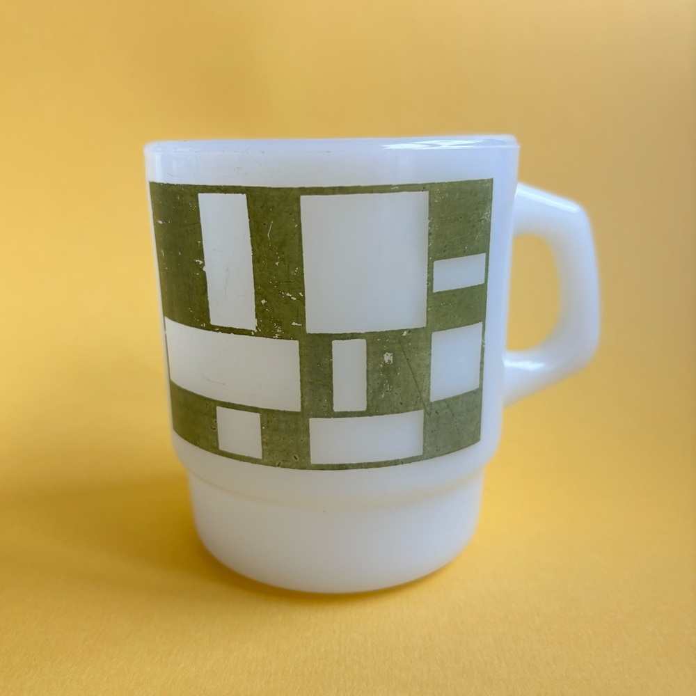 Vintage Anchor Hocking Fire King Milk Glass Stackable Mug with D Handle